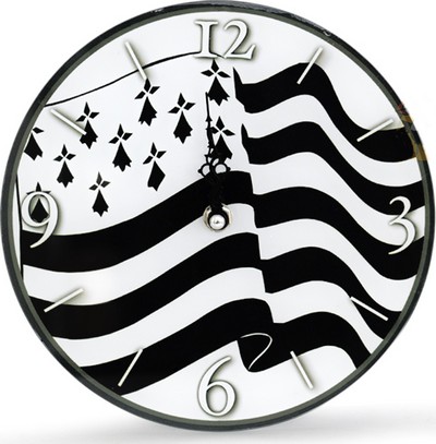 [Image: 25072812022823064118618477.jpg]